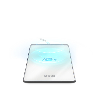 Fast-charging wireless desktop charger