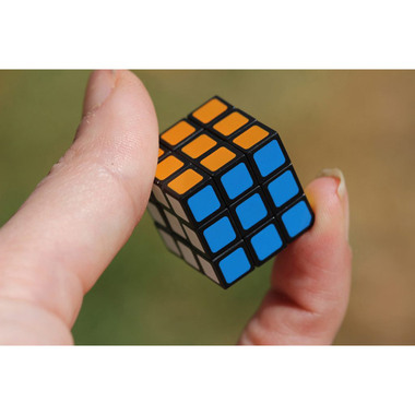WORLDS SMALLEST Rubik's 1180.00514