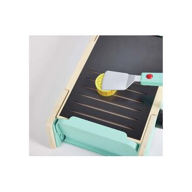 Hape grill with cast iron pan