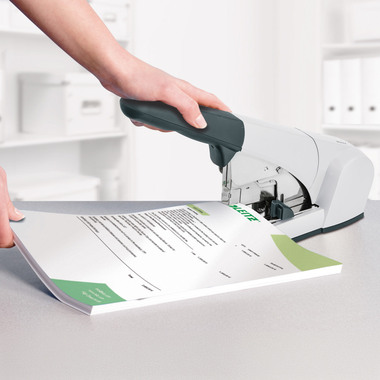 LEITZ Heftgerät Heavy Duty 5553 55530084 hellgrau 120 Blatt