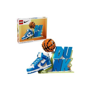 LEGO® Nike Dunk X 1180 pieces