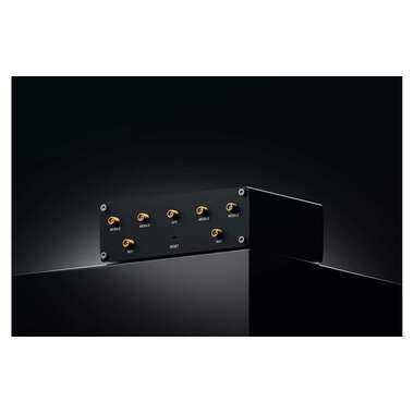 Teltonika 5G industrial router RUTM55 dual SIM, eSIM