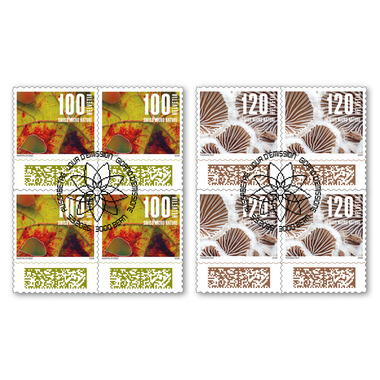 Viererblock-Serie «Naturmuster» Viererblock-Serie (8 Marken, Taxwert CHF 8.80), selbstklebend, gestempelt