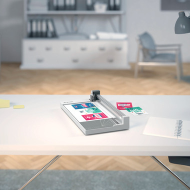 LEITZ massicot à rouleaux 9026-00-00 Precision Home A4 / 10 feui.