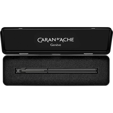 CARAN D'ACHE Füllfederhalter 849 M 840.496 Black Code