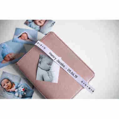 PTOUCH Band schwarz/weiss TZE-R251 Tze Geräte 24mm