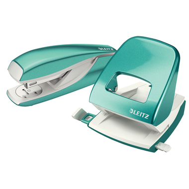 LEITZ Locher/Hefter WOW 5095 5095-10-51 eisblau, Bundle 30 Blatt