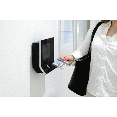 DURABLE Portabadge reXycle® 895219 2 carte 10 pezzi