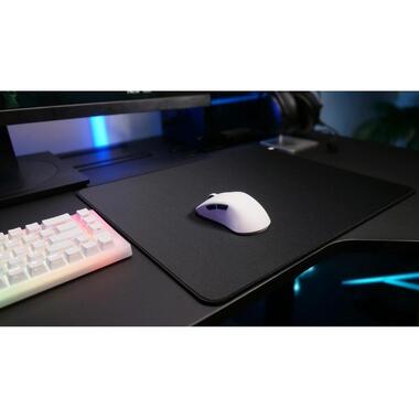 Cherry Gaming-Mausmatte XTRFY GP5 Black Large