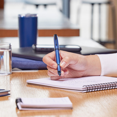 PARKER Stylo plume Monocrome 2172964 IM Professional Bleu