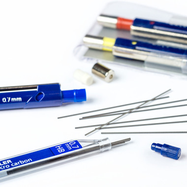 STAEDTLER Mine MARS MICRO HB 0,7mm 250 07-HB noir profond 12 pcs.