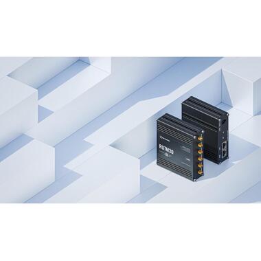 Teltonika 5G industrial router RUTM30 eSIM