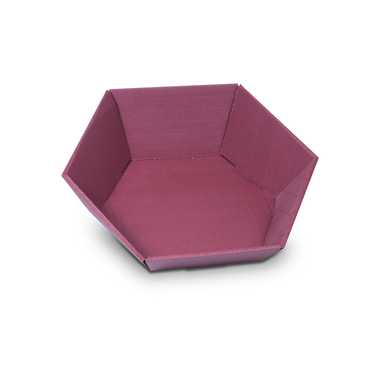 Panier cadeau hexagonal avec motif ondulé ouvert en rouge vin de 465x415x90 mm