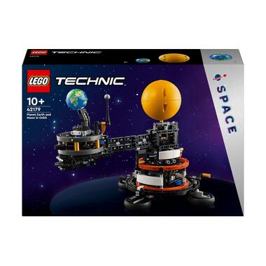 LEGO® - 42179 Pianeta Terra e Luna in orbita, Multicolore